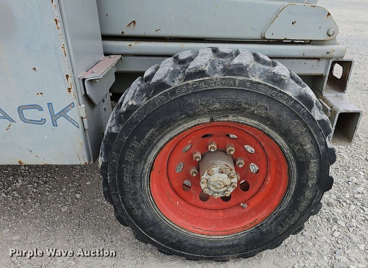 image for item DP6439 1996 Skyjack SJ8841 scissor lift