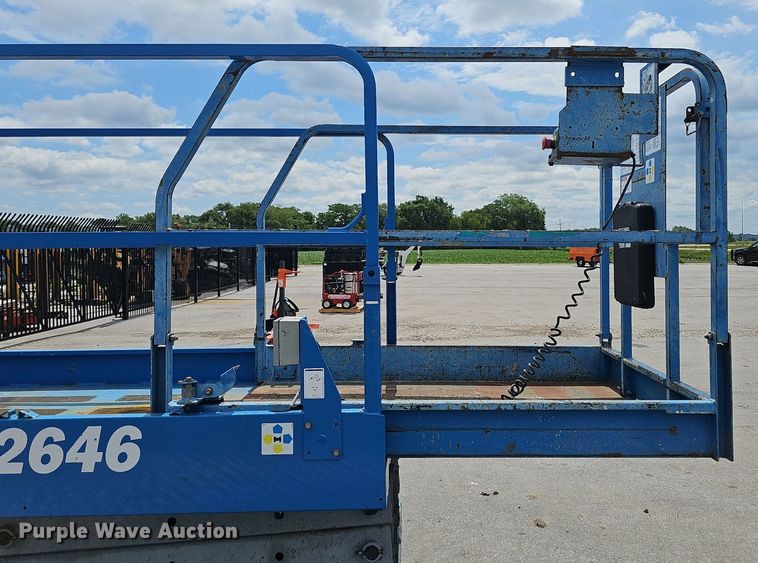 image for item DP6449 2011 Genie GS-2646 scissor lift