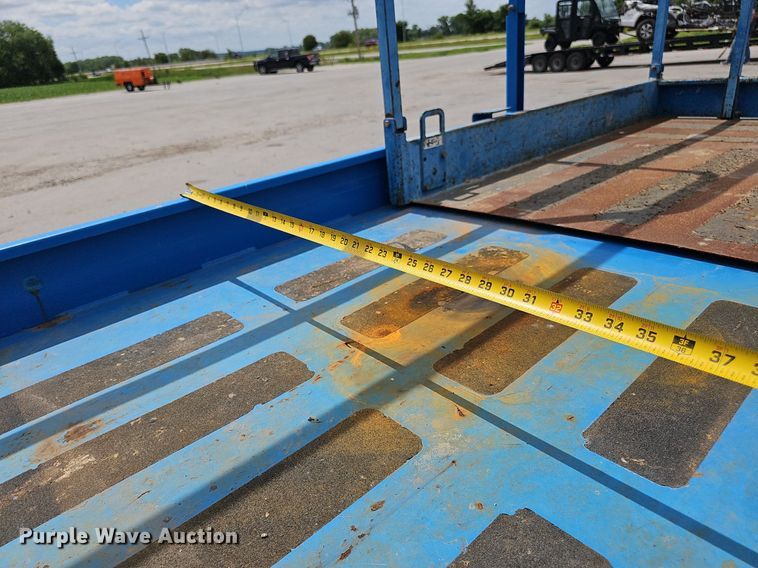 image for item DP6449 2011 Genie GS-2646 scissor lift