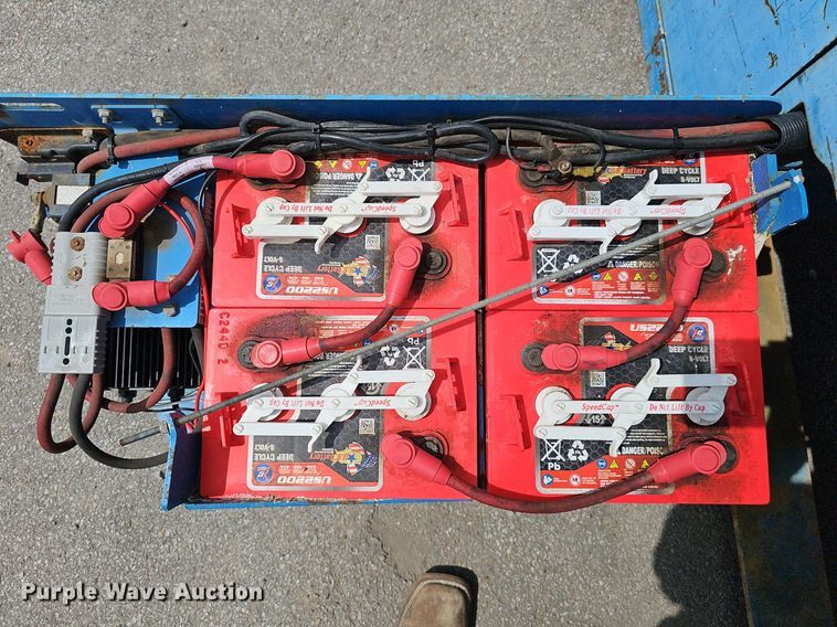 image for item DP6449 2011 Genie GS-2646 scissor lift