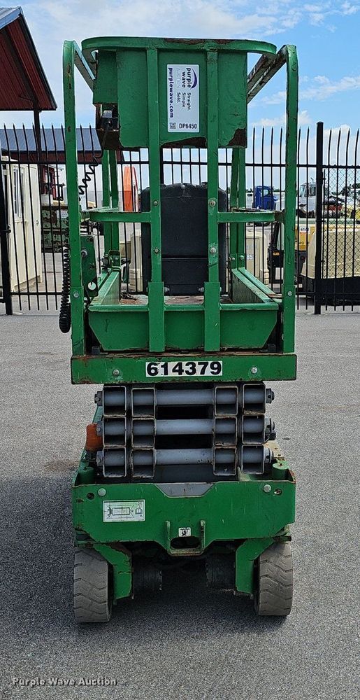 image for item DP6450 Genie GS-1930 scissor lift