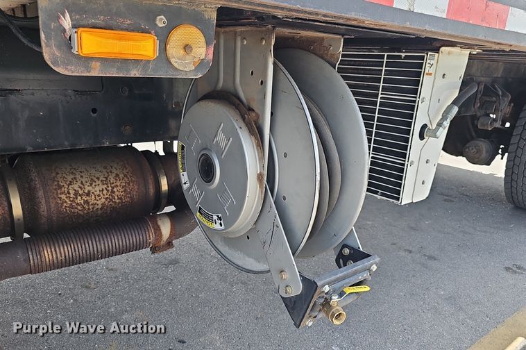 image for item DP6452 2010 International WorkStar 7300 flatbed truck
