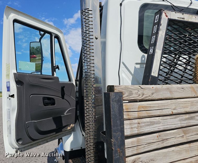 image for item DP6452 2010 International WorkStar 7300 flatbed truck