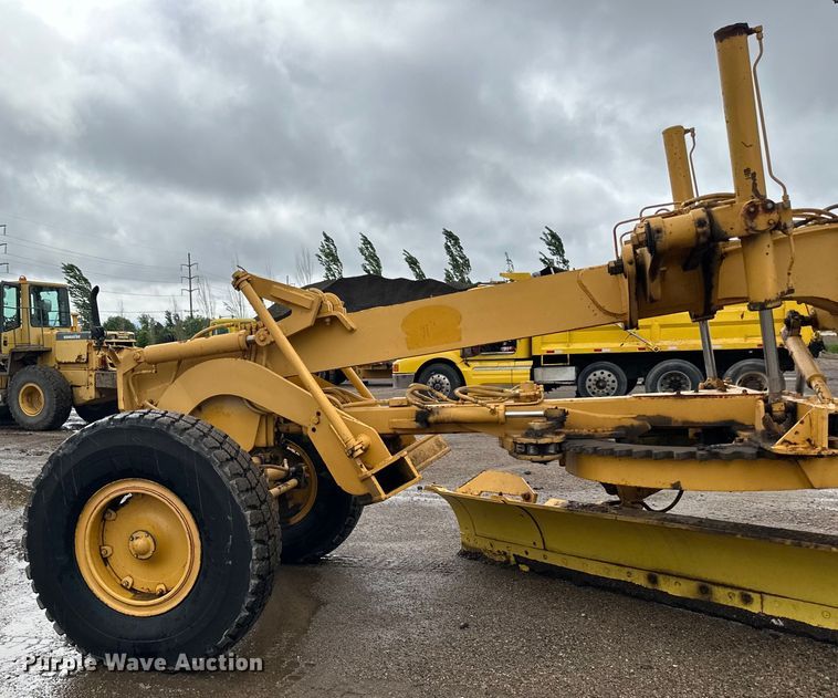 image for item DP8375 1984 Champion 740A VHP motor grader