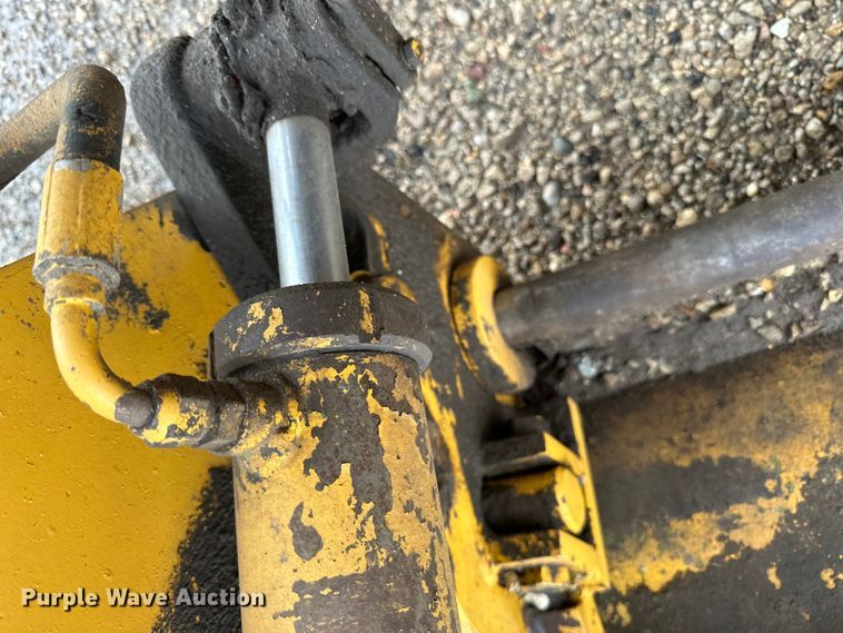 image for item DP8375 1984 Champion 740A VHP motor grader