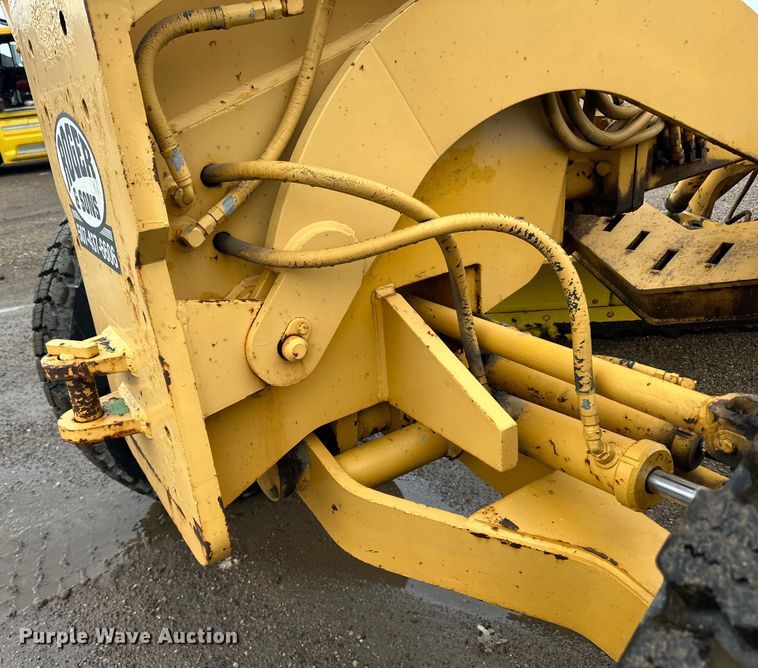 image for item DP8375 1984 Champion 740A VHP motor grader