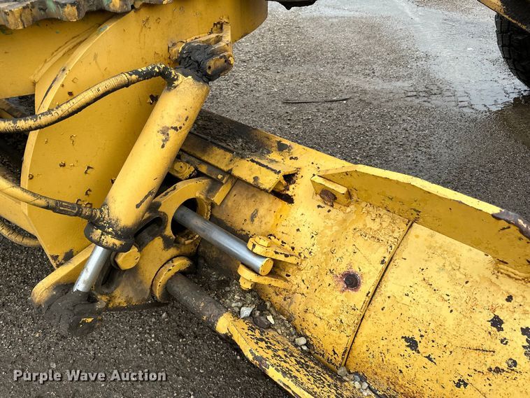 image for item DP8375 1984 Champion 740A VHP motor grader