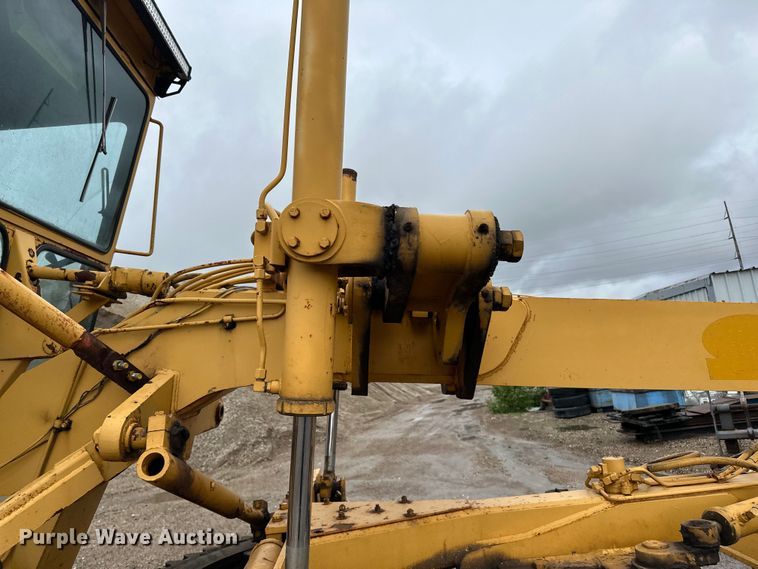 image for item DP8375 1984 Champion 740A VHP motor grader