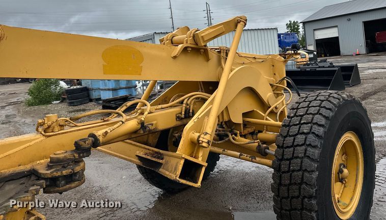 image for item DP8375 1984 Champion 740A VHP motor grader