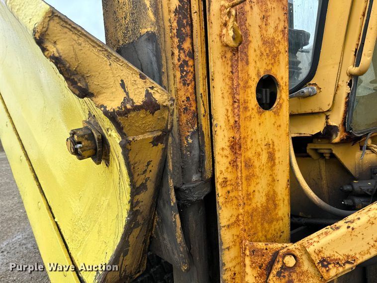 image for item DP8375 1984 Champion 740A VHP motor grader