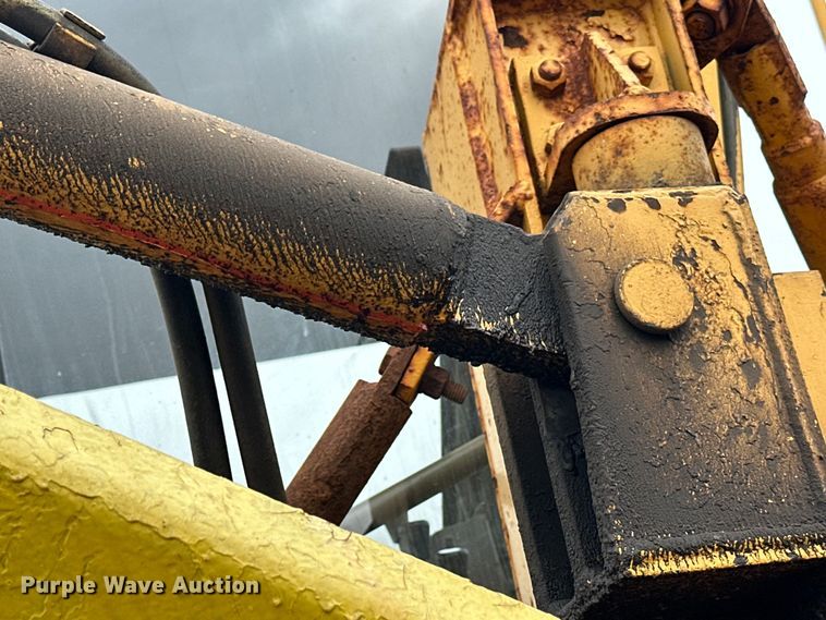 image for item DP8375 1984 Champion 740A VHP motor grader