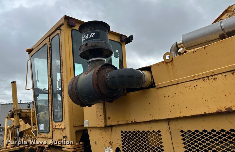 image for item DP8375 1984 Champion 740A VHP motor grader