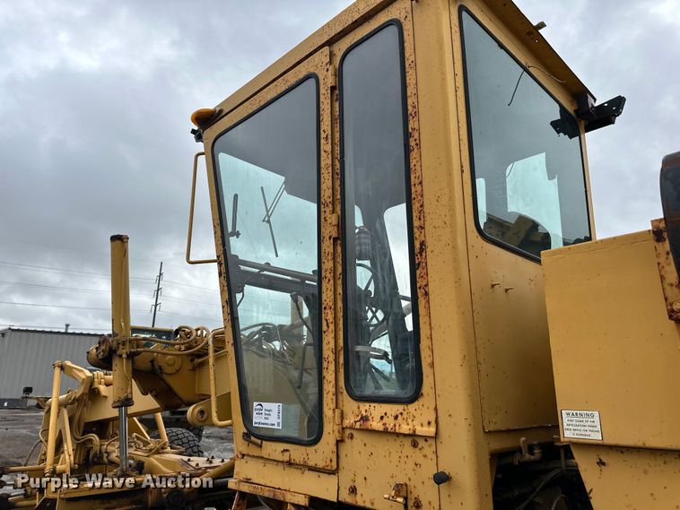 image for item DP8375 1984 Champion 740A VHP motor grader