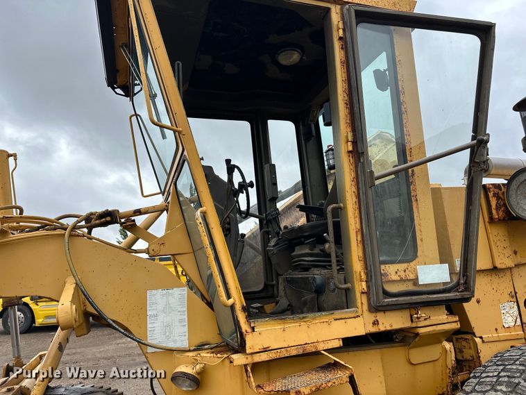 image for item DP8375 1984 Champion 740A VHP motor grader