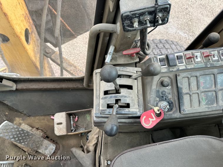 image for item DP8375 1984 Champion 740A VHP motor grader