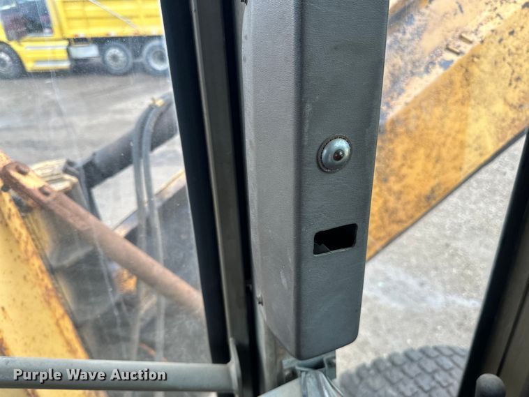 image for item DP8375 1984 Champion 740A VHP motor grader