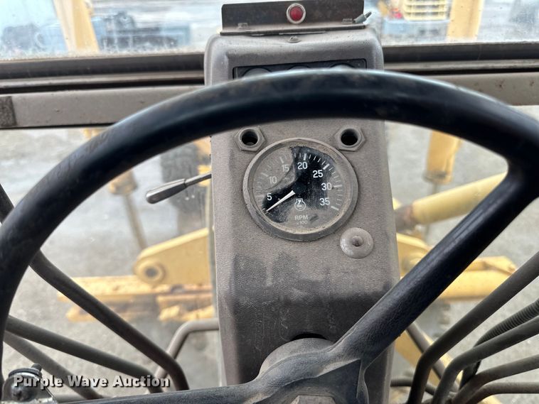 image for item DP8375 1984 Champion 740A VHP motor grader