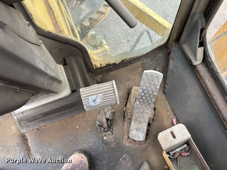 image for item DP8375 1984 Champion 740A VHP motor grader