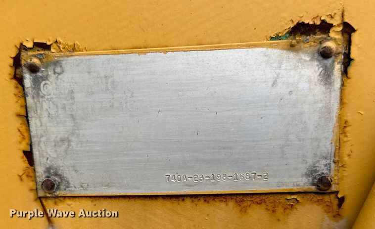 image for item DP8375 1984 Champion 740A VHP motor grader