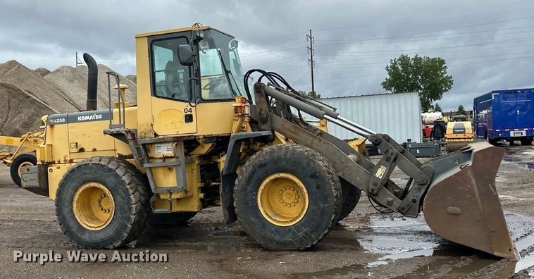 image for item DP8376 2003 Komatsu WA250PT-3MC wheel loader
