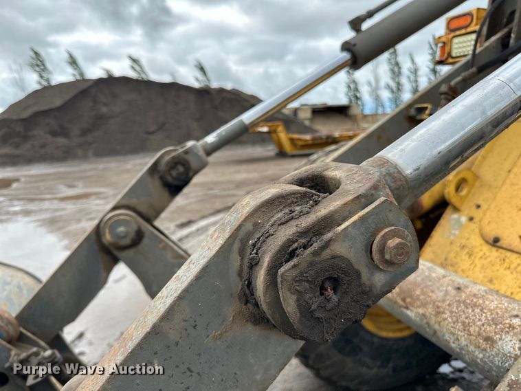 image for item DP8376 2003 Komatsu WA250PT-3MC wheel loader