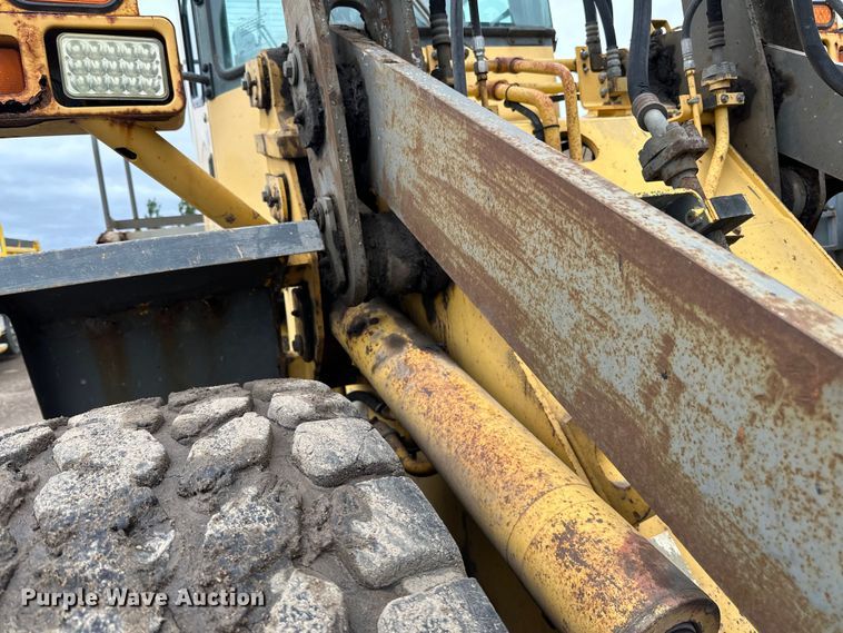 image for item DP8376 2003 Komatsu WA250PT-3MC wheel loader