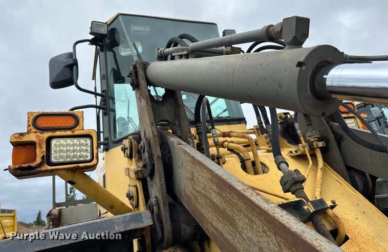 image for item DP8376 2003 Komatsu WA250PT-3MC wheel loader