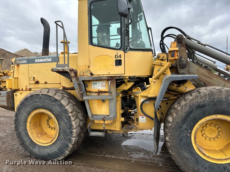 image for item DP8376 2003 Komatsu WA250PT-3MC wheel loader