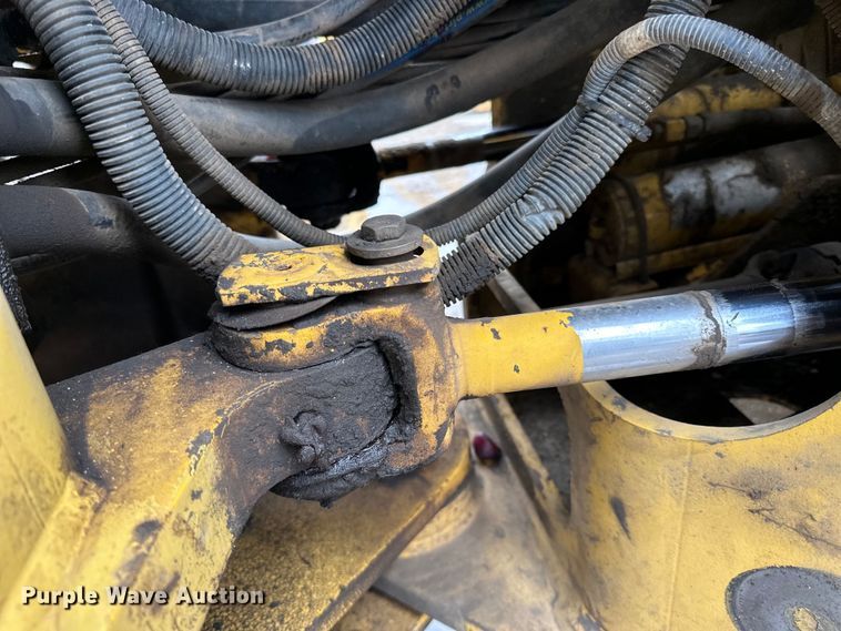 image for item DP8376 2003 Komatsu WA250PT-3MC wheel loader