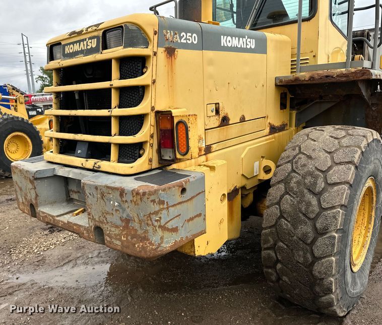 image for item DP8376 2003 Komatsu WA250PT-3MC wheel loader