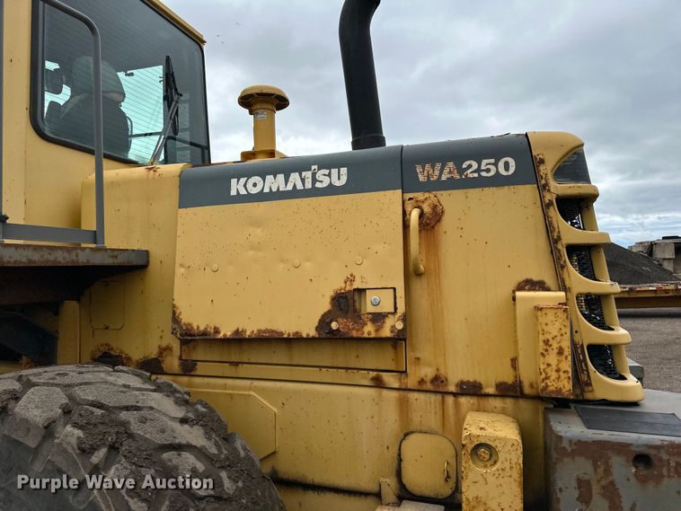 image for item DP8376 2003 Komatsu WA250PT-3MC wheel loader