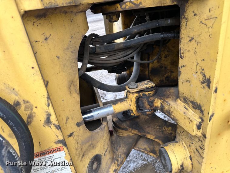 image for item DP8376 2003 Komatsu WA250PT-3MC wheel loader
