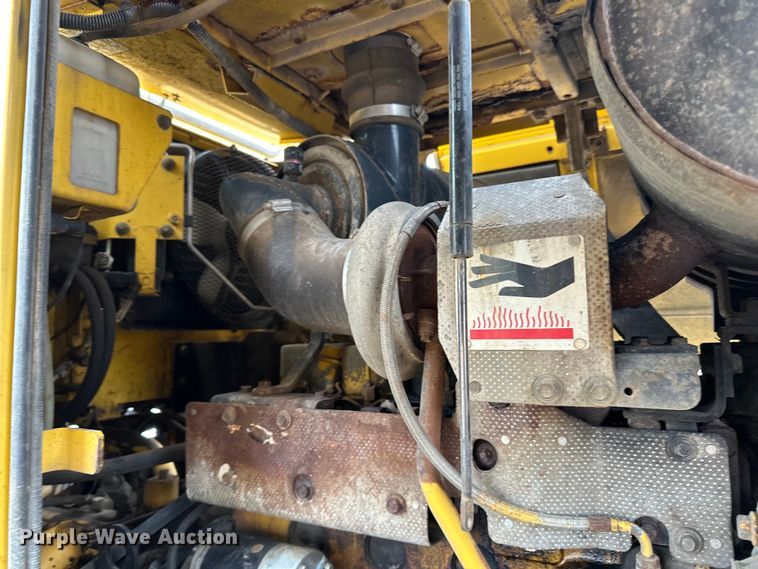 image for item DP8376 2003 Komatsu WA250PT-3MC wheel loader