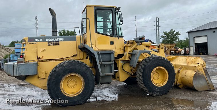 image for item DP8377 1999 Komatsu  WA320-3MC wheel loader