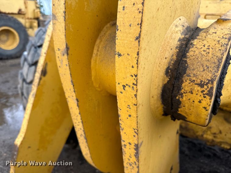 image for item DP8377 1999 Komatsu  WA320-3MC wheel loader