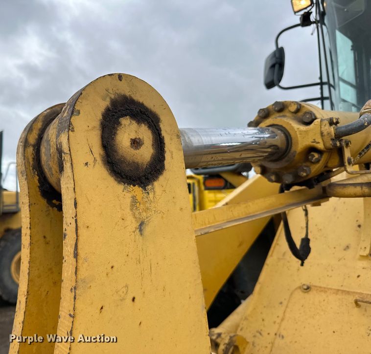 image for item DP8377 1999 Komatsu  WA320-3MC wheel loader