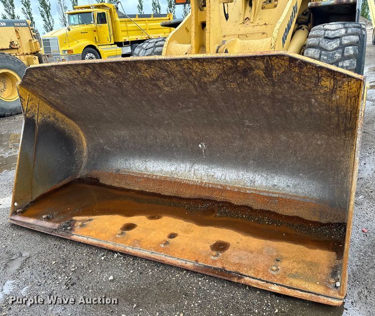 image for item DP8377 1999 Komatsu  WA320-3MC wheel loader