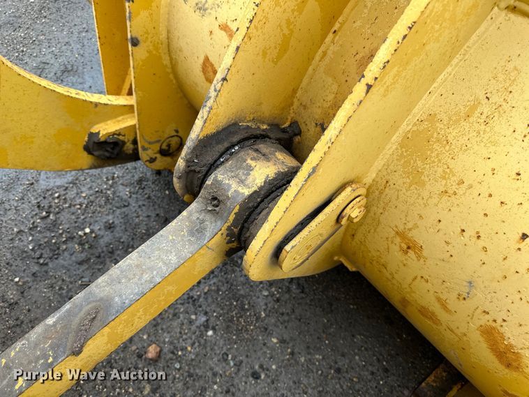 image for item DP8377 1999 Komatsu  WA320-3MC wheel loader