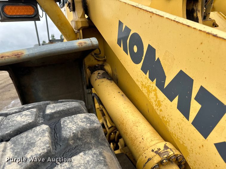 image for item DP8377 1999 Komatsu  WA320-3MC wheel loader