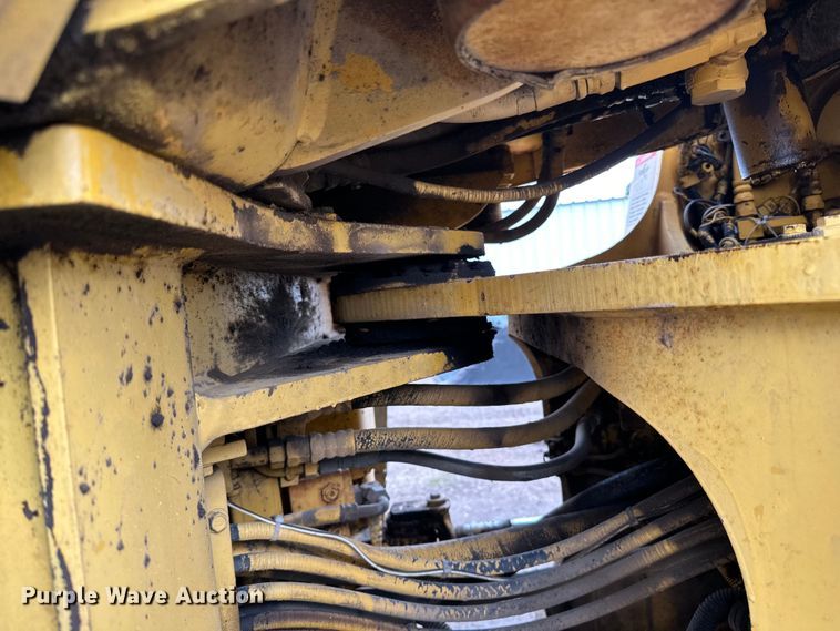 image for item DP8377 1999 Komatsu  WA320-3MC wheel loader