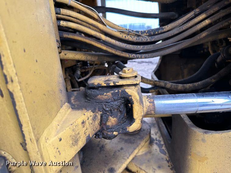 image for item DP8377 1999 Komatsu  WA320-3MC wheel loader