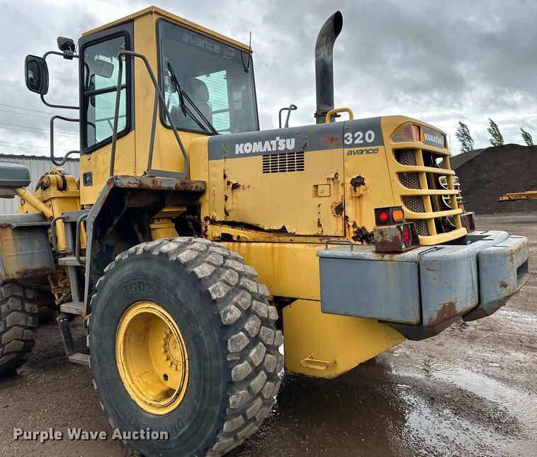 image for item DP8377 1999 Komatsu  WA320-3MC wheel loader