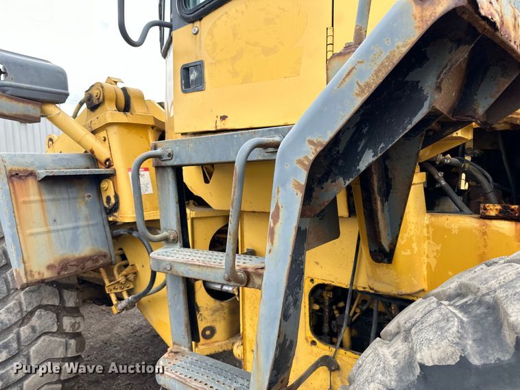 image for item DP8377 1999 Komatsu  WA320-3MC wheel loader