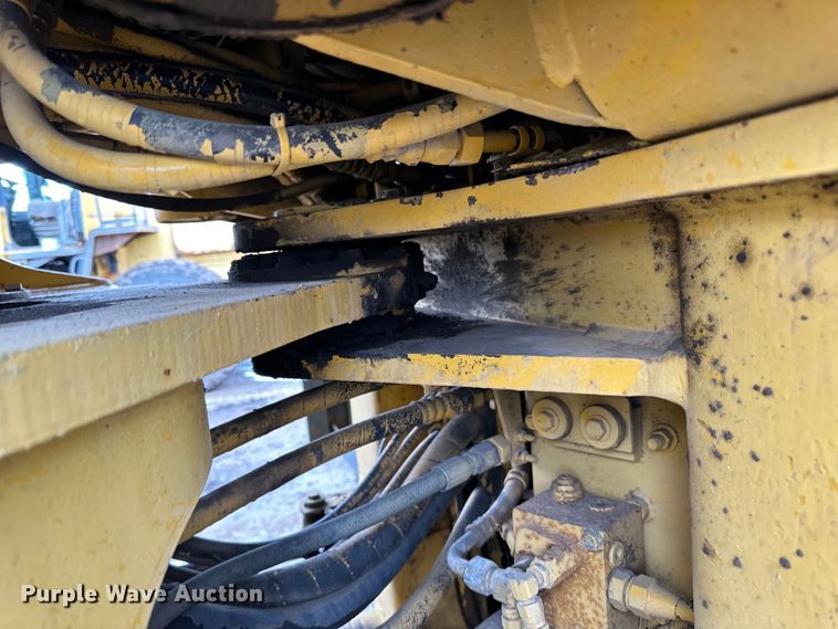 image for item DP8377 1999 Komatsu  WA320-3MC wheel loader