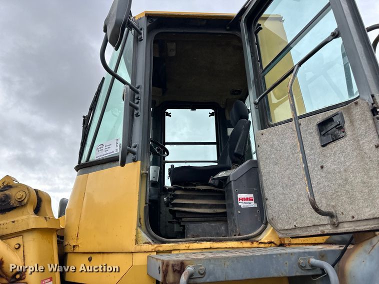 image for item DP8377 1999 Komatsu  WA320-3MC wheel loader