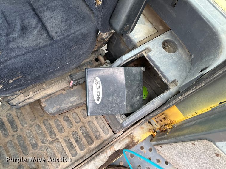 image for item DP8377 1999 Komatsu  WA320-3MC wheel loader