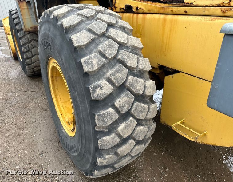 image for item DP8377 1999 Komatsu  WA320-3MC wheel loader