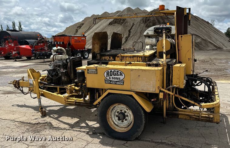 image for item DP8383 Bear Cat  250D pothole patcher