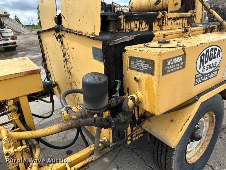 image for item DP8383 Bear Cat  250D pothole patcher