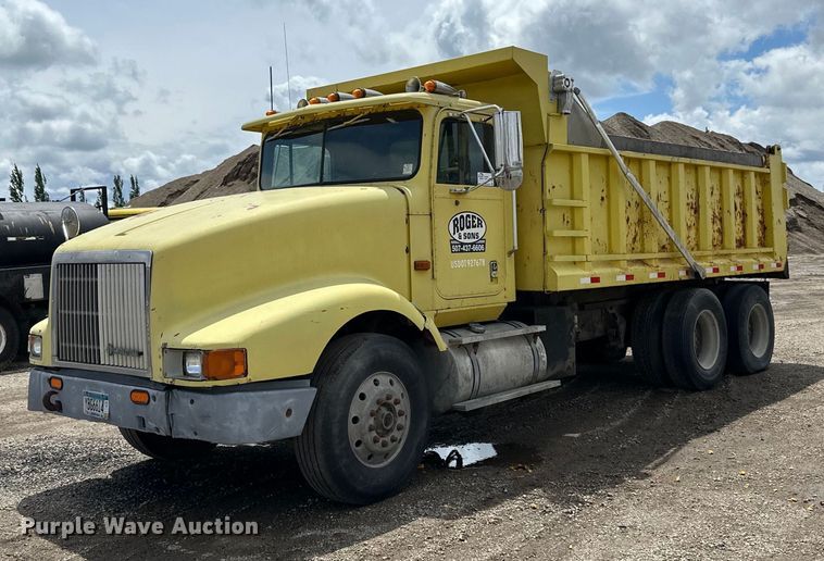 image for item DP8384 1992 International  9200 dump truck